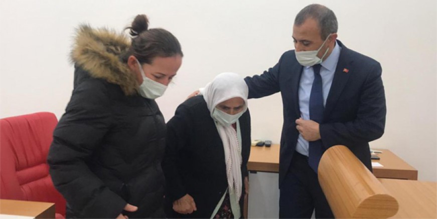 VALİ SONEL, “VATANDAŞLARIMIZI MUTLU ETMEK İÇİN ÇABA GÖSTERİYORUZ”
