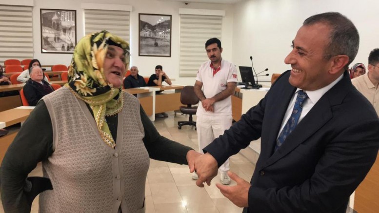VALİ SONEL, YÖRE İNSANIMIZA KAPIMIZ AÇIK 