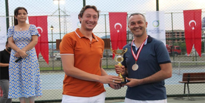 VETERANLAR YAZ KUPASI SONA ERDİ