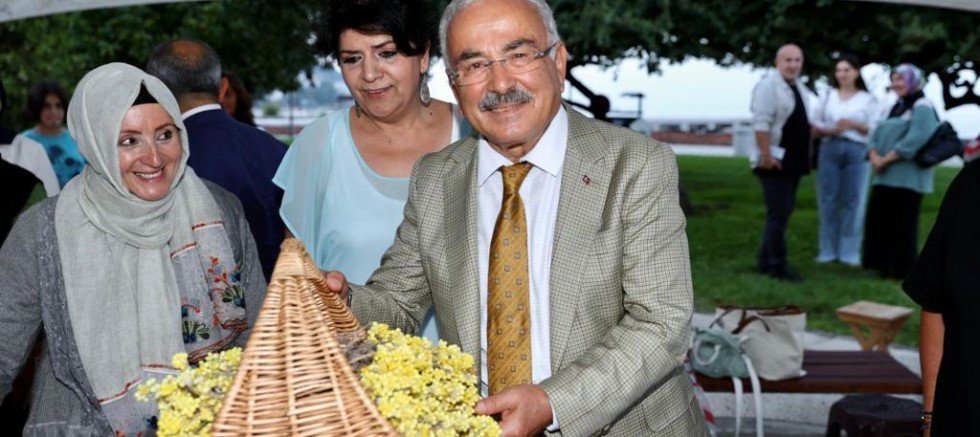 ‘ZÜMRÜT FINDIK FESTİVALİ’ BAŞLADI